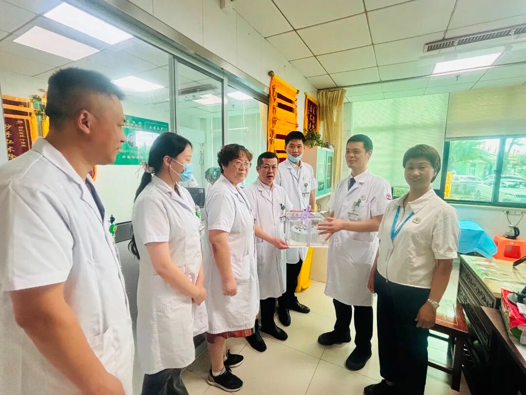 致敬医者仁心，传承顾氏匠心｜我院医师节系列活动温情落幕